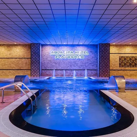 Hotel Aqua 2*