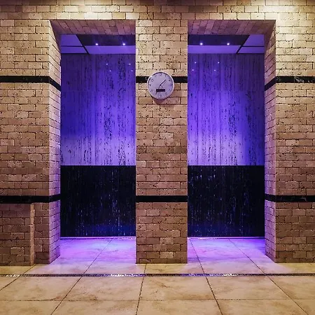 Aqua 2* Zlatograd